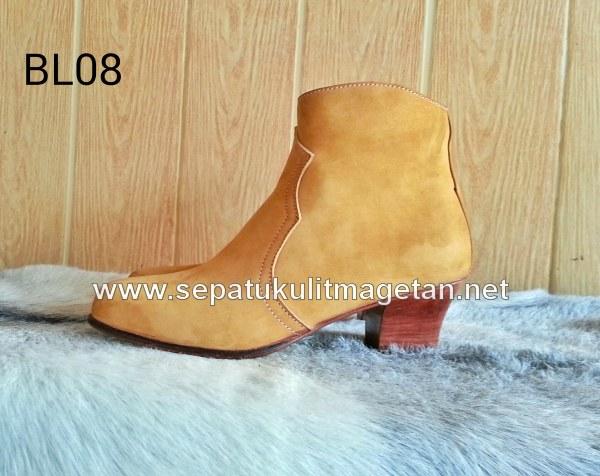 Sepatu Kulit Boots Eksklusif Wanita BL08