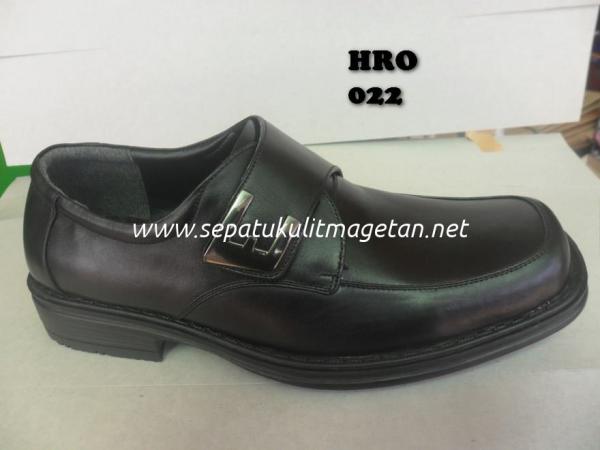 Sepatu Kulit Pria Pantofel HRO 022