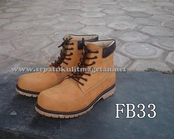 Sepatu Kulit Boots Eksklusif FB33 Brown