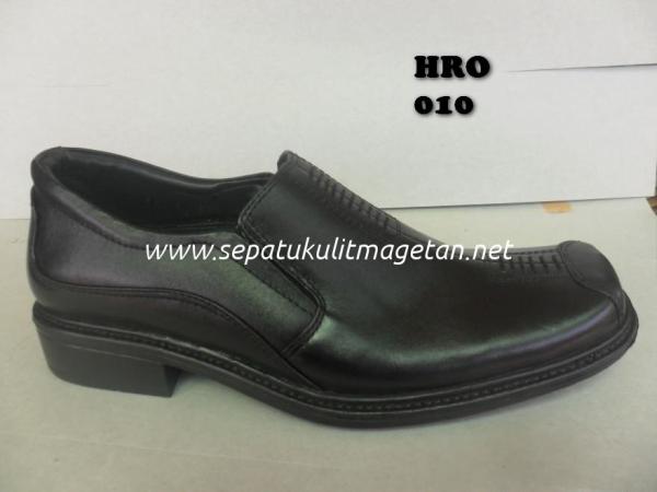 Sepatu Kulit Pantofel Pria HRO 010