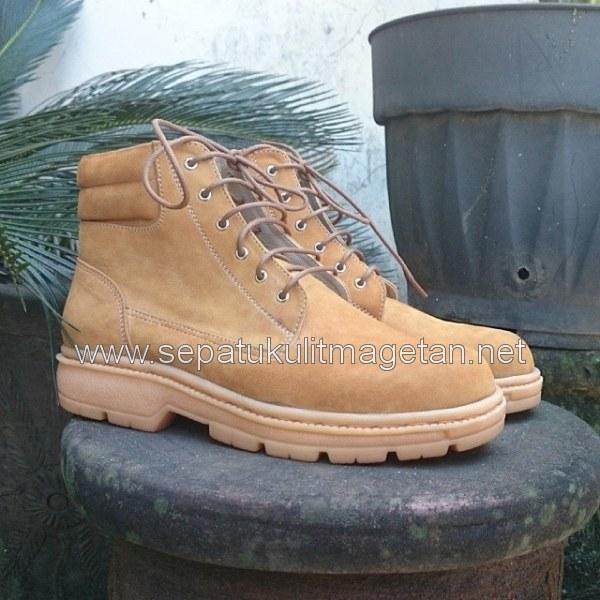 Sepatu Kulit Boots Eksklusif FB04 Custom
