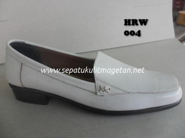 Sepatu Kulit Pantofel Wanita HRW 004