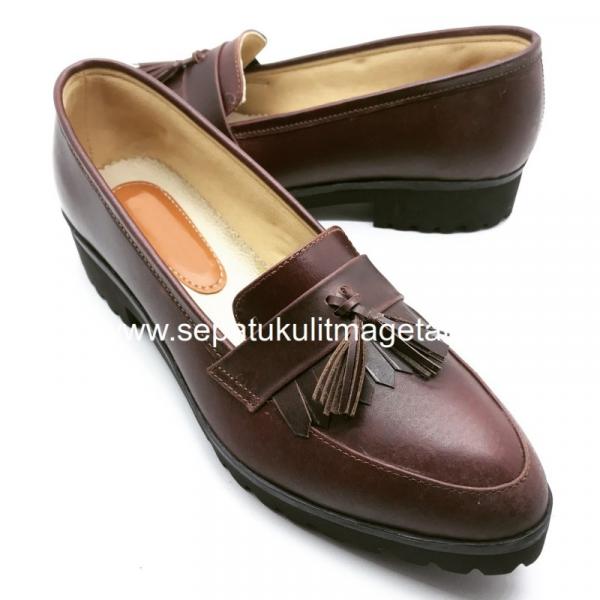 Sepatu Kulit Casual Eksklusif Wanita FLC06