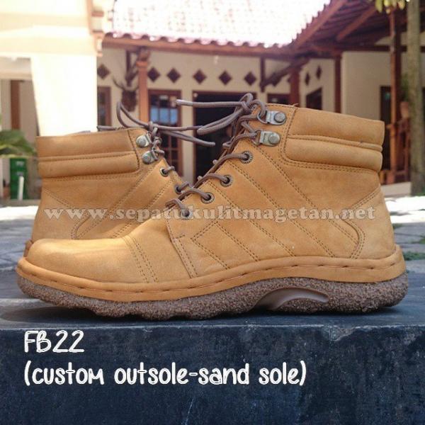 Sepatu Kulit Boots Eksklusif FB22 Outsole