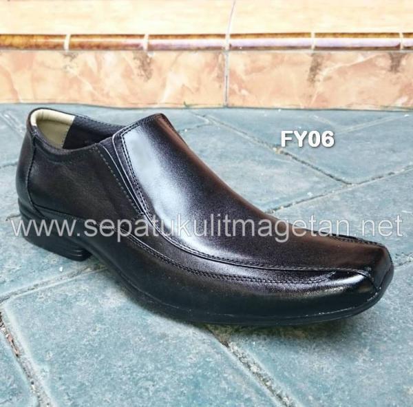 Sepatu Kulit Pantofel Pria FY06