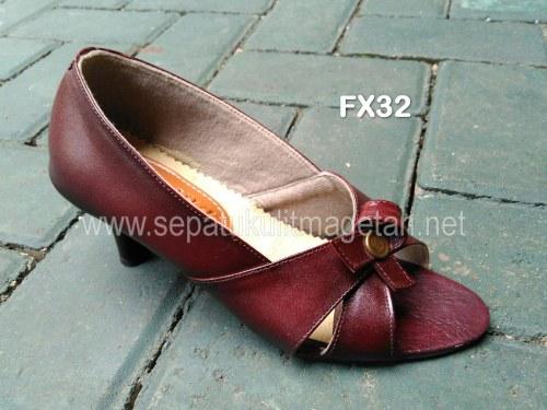 Sepatu Kulit Casual Eksklusif Wanita FX32