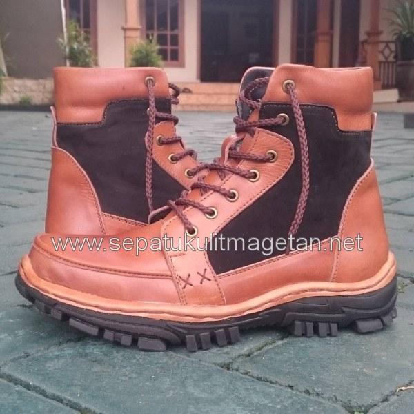 Sepatu Kulit Boots Eksklusif FB224