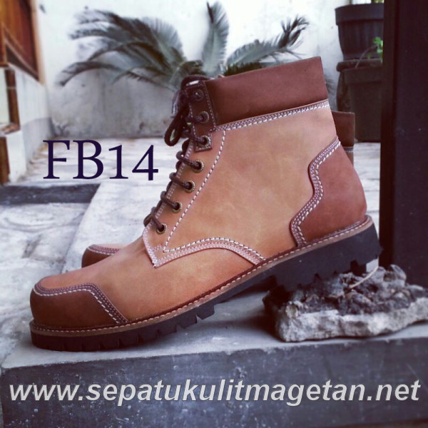 Exclusive Premium Boots FB14