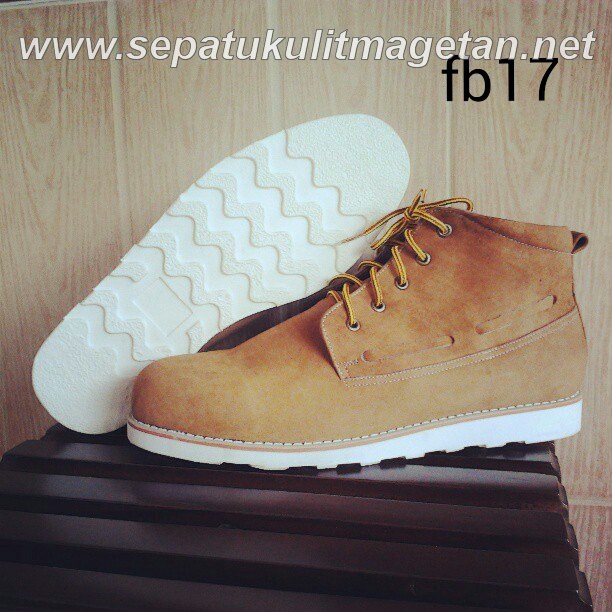 Exclusive Premium Boots FB17