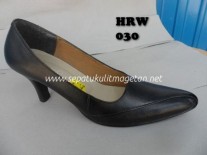Sepatu Kulit Pantofel Wanita HRW 030