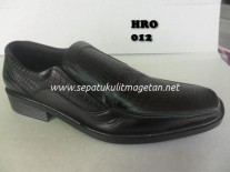Sepatu Kulit Pria Pantofel HRO 012