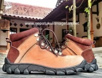 Sepatu Kulit Boots Eksklusif FB116 Brown