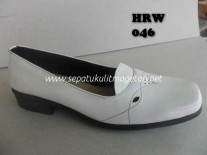 Sepatu Kulit Pantofel Wanita HRW 046