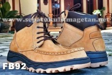 Sepatu Kulit Boots Eksklusif FB92