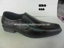 Sepatu Kulit Pantofel Pria HRO 026