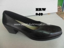 Sepatu Kulit Pantofel Wanita HRW 049